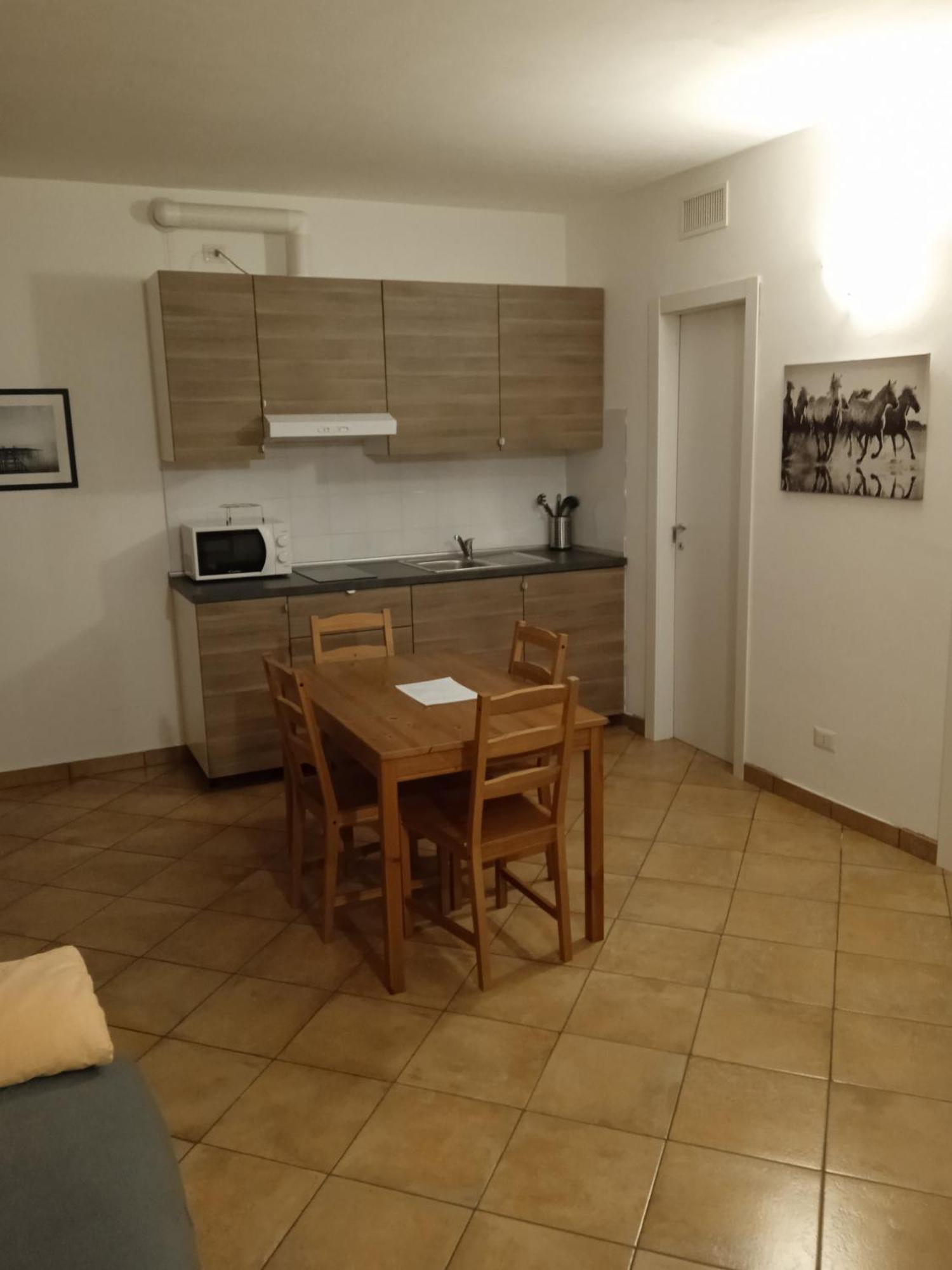 La Corte Di Vicolo Torre Uboldo Kültér fotó